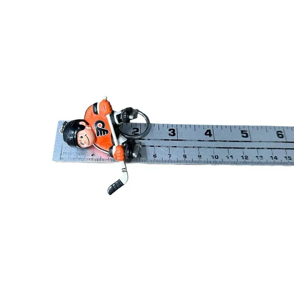 Vintage Philadelphia Flyers Lil Sports Brat NHL Hockey Keychain Orange Black - Picture 4 of 4